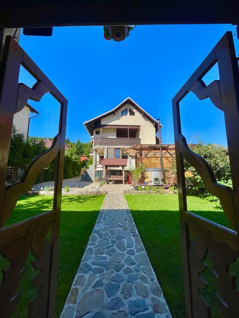 Amandra Chalet Синая Екстериор снимка